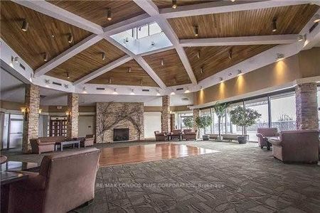 For Lease - 2261 Lake Shore Boulevard Unit# 906, Toronto, Ontario - Photo 4