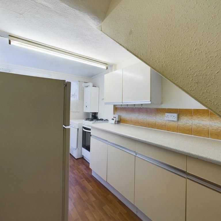 1 bedroom ground floor flat to rent - Photo 1