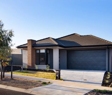 Modern family home in the heart of Huntly . - Photo 4