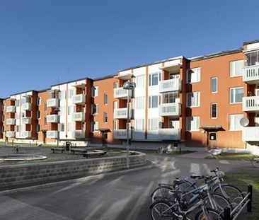 Fäbodvägen 12, Skogås - Foto 1