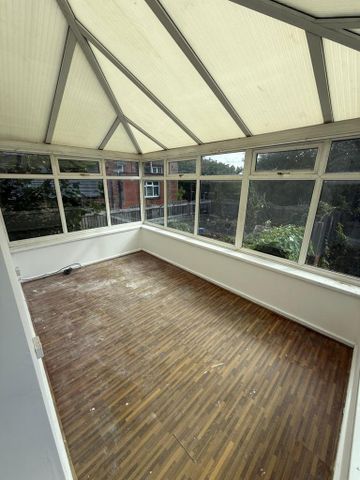 3 bedroom end of terrace house to rent - Photo 5