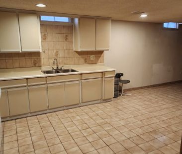 For Lease - 236 Tall Grass Trail Unit# Basement, Vaughan, Ontario - Photo 1