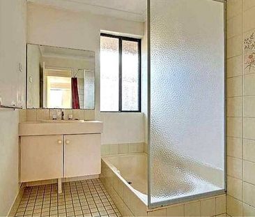 Quiet Brookdale Outlook - Photo 5