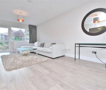 4 bedroom detached house to rent - Photo 3