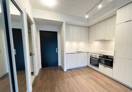 For Lease - 158 Front Street Unit# 312, Toronto, Ontario - Photo 4