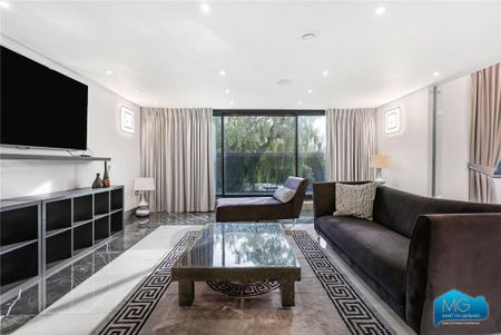 5 bedroom detached house to rent - Photo 3