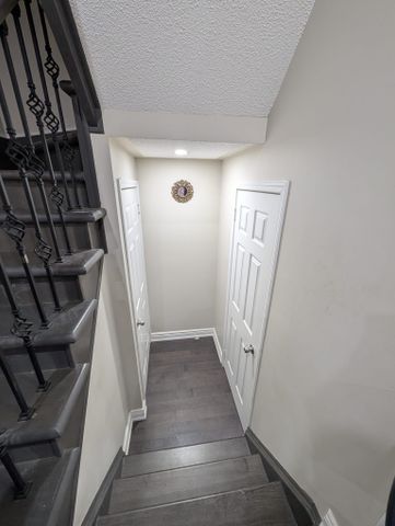 For Lease - 1326 Weir Chase, Mississauga, Ontario - Photo 2