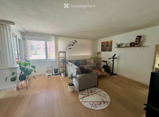 Spacieux 4.5p avec jardin privé à Conthey - Photo 1
