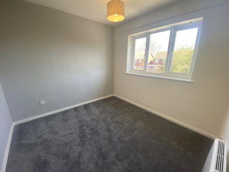2 bedroom maisonette to rent - Photo 3