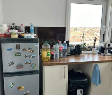 Room in a Shared House, London, IG11 - Photo 6