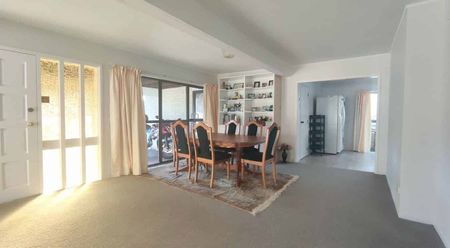 Double Grammar Zone large 5 bedroom Home - Photo 4