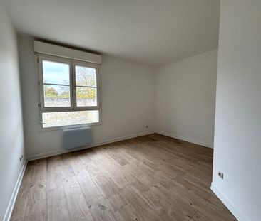 SENLIS-Avenue du Maréchal Foch: appartement de quatre pièces au 1er... - Photo 2