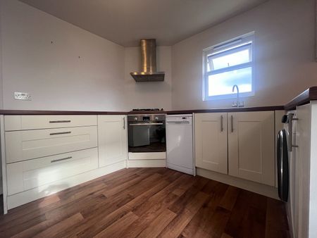 1 Bed Flat, Malvern Road, N8 - Photo 3