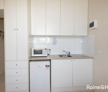 Studio in a Prime Kingslodge Location - Photo 3