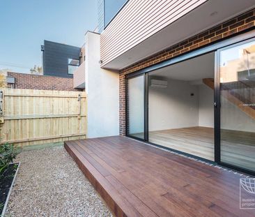 2/130 Blyth Street, Brunswick East VIC 3057 - Townhouse For Rent | ... - Photo 5