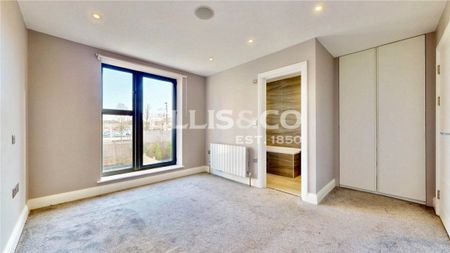 Bideford Avenue, UB6, Greenford - Photo 2