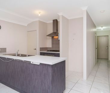 Perfect Family Home - Photo 2