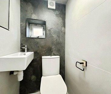 3 bedroom semi-detached house to rent - Photo 3