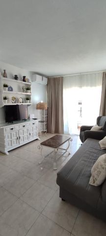 Apartamento de alquiler en Paseo Marítimo Rey de España, 33, Puerto Deportivo - Photo 3