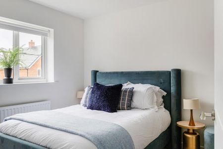 4 bedroom terraced house to rent - Photo 2
