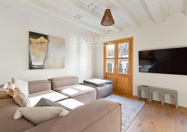 2-Bedroom Apartment in Eixample - Available Now for Rentals from 1 to 11 Months