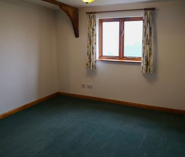 The Stables, Wadesmill, Ware - Photo 5