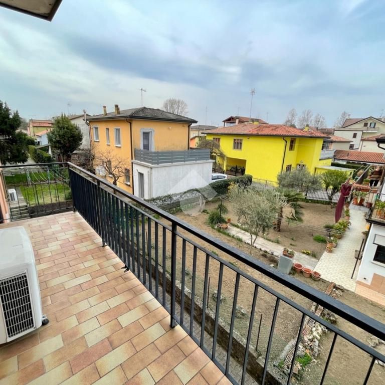 Trilocale in affitto - Photo 1