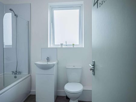 6 bedroom house of multiple occupation to rent - Photo 4