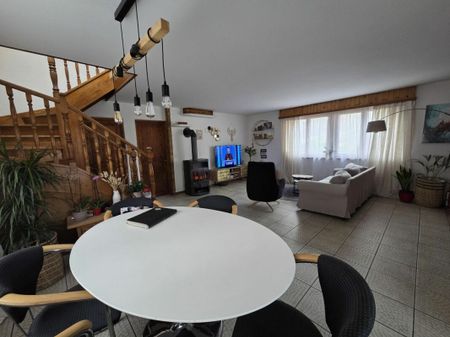 4.5-room duplex house with garden, terrace and parking space - Photo 2