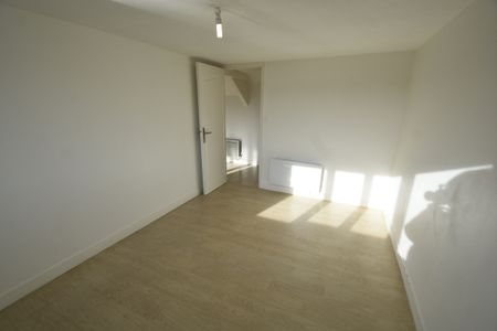 Location Appartement 2 pièces 39m² ST LO 50000 - Photo 4