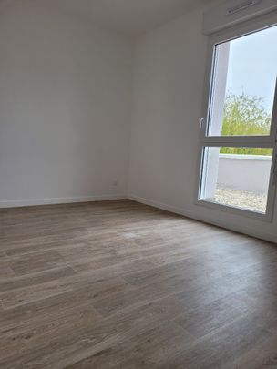 Location Appartement 4 pièces 83m² SECLIN 59113 - Photo 1