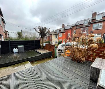 3 bedroom terraced house to rent - Photo 4