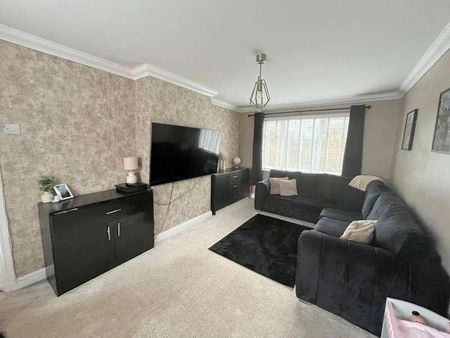 Ballantrae Road, Shadsworth, BB1 - Photo 2