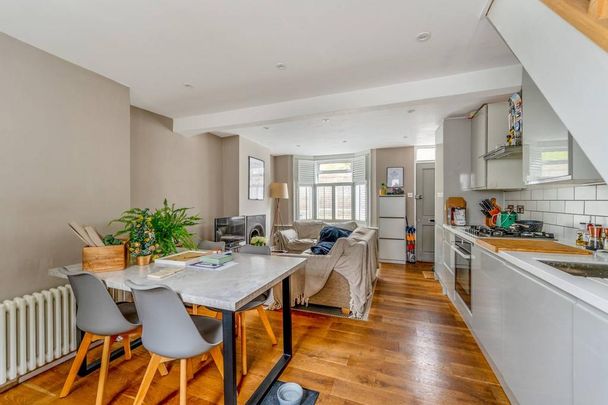 2 bedroom house to rent - Photo 1