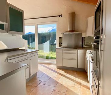 Rent – Spacious 4.5 room apartment with large private garden in Bra... - Photo 4