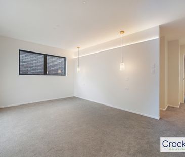 Brand New Family Home in Prestigious Remuera - Photo 1