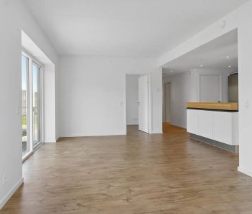 Moderne 4-værelses lejlighed med terrasse i Nørresundby - Photo 3