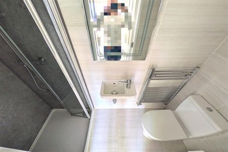 3 Bedroom Semi Detached To Let - Photo 5