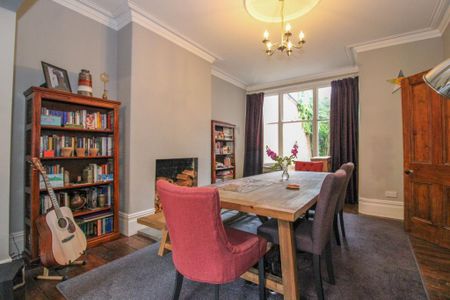 5 bedroom terraced house to rent - Photo 3