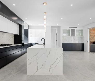 Brand New Luxury Home in a Prime Thornleigh Location - Photo 5