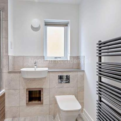 3 bedroom property to rent in St Neots - Photo 1