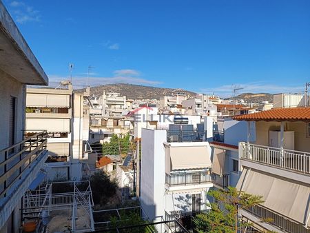 Ενοικίαση κατοικίας, 86 τ.μ., Πετρούπολη, 800 € - Photo 2