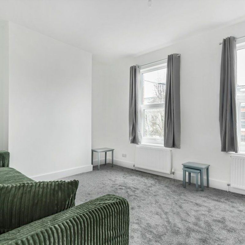 Lochaline Street, Hammersmith, W6 - Photo 1