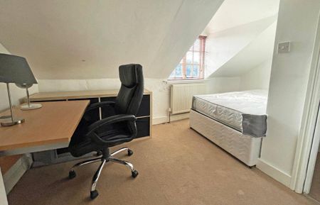 5 bedroom terraced house to rent - Photo 4