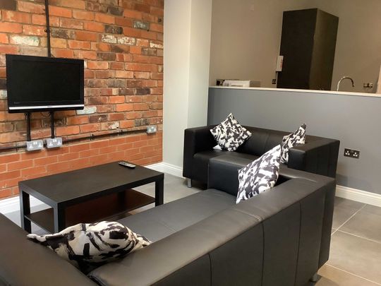 34 Harrow Road - Photo 1