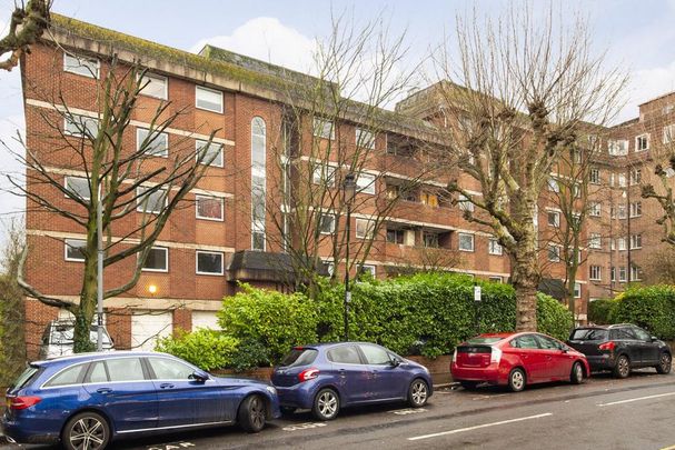 3 bedroom flat to rent - Photo 1