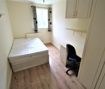 Pennington Court, Delph Lane, Woodhouse, LS6 2RW, Leeds - Photo 3