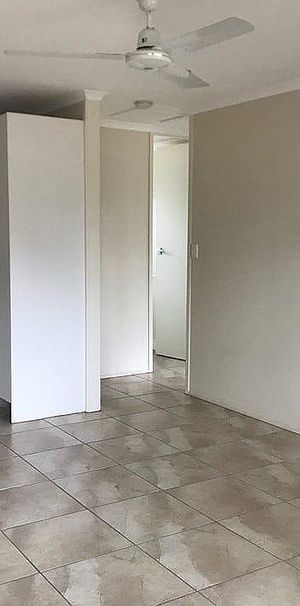 Fully Airconditioned 2 Bedroom Unit - Photo 1