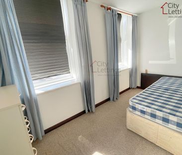 2 bedroom ground floor flat to rent - Photo 3