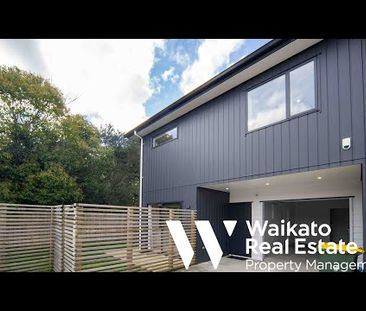 Modern 3-Bedroom Townhouse - Insoll Avenue, Enderely - Photo 2